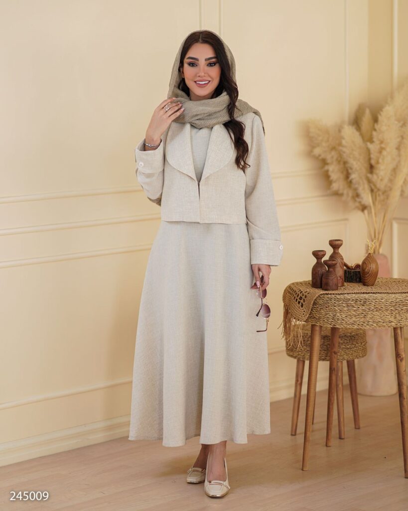 کراپ سارافون زنانه مدل ماهیار با پارچه شانتون و یقه آرشال در رنگ ژورنالی